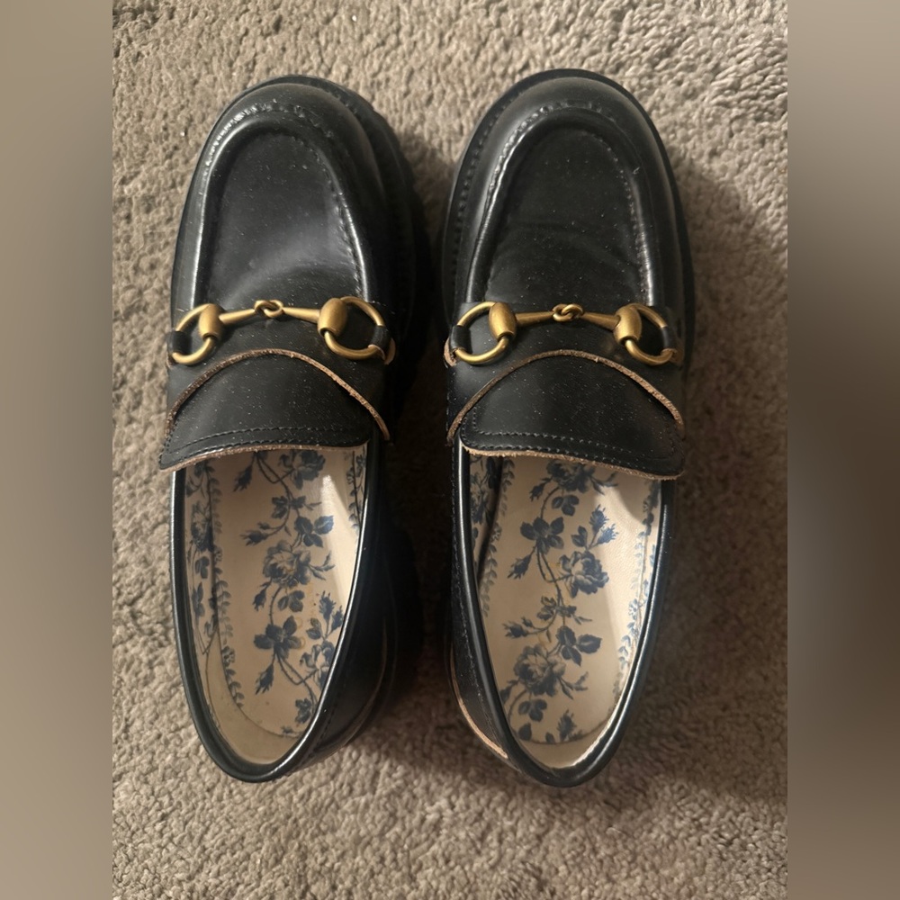 Gucci
Horsebit Lug Sole Leather Loafer - Picture 4 of 12